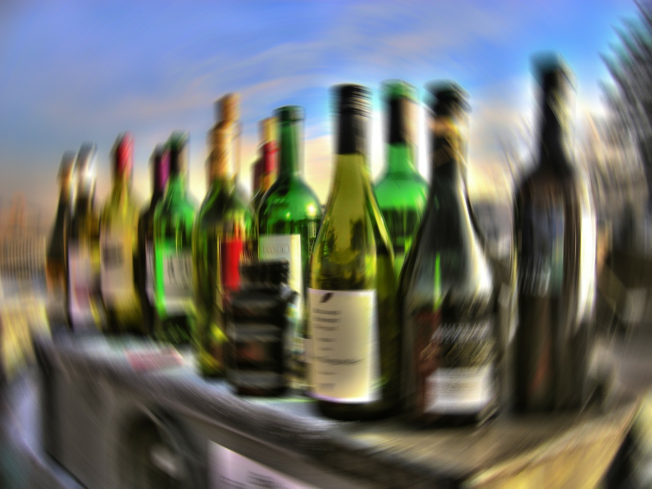 EL DOBLE EFECTO DEL ALCOHOL